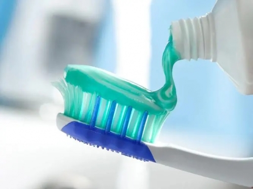 Gellan gum used in toothpaste